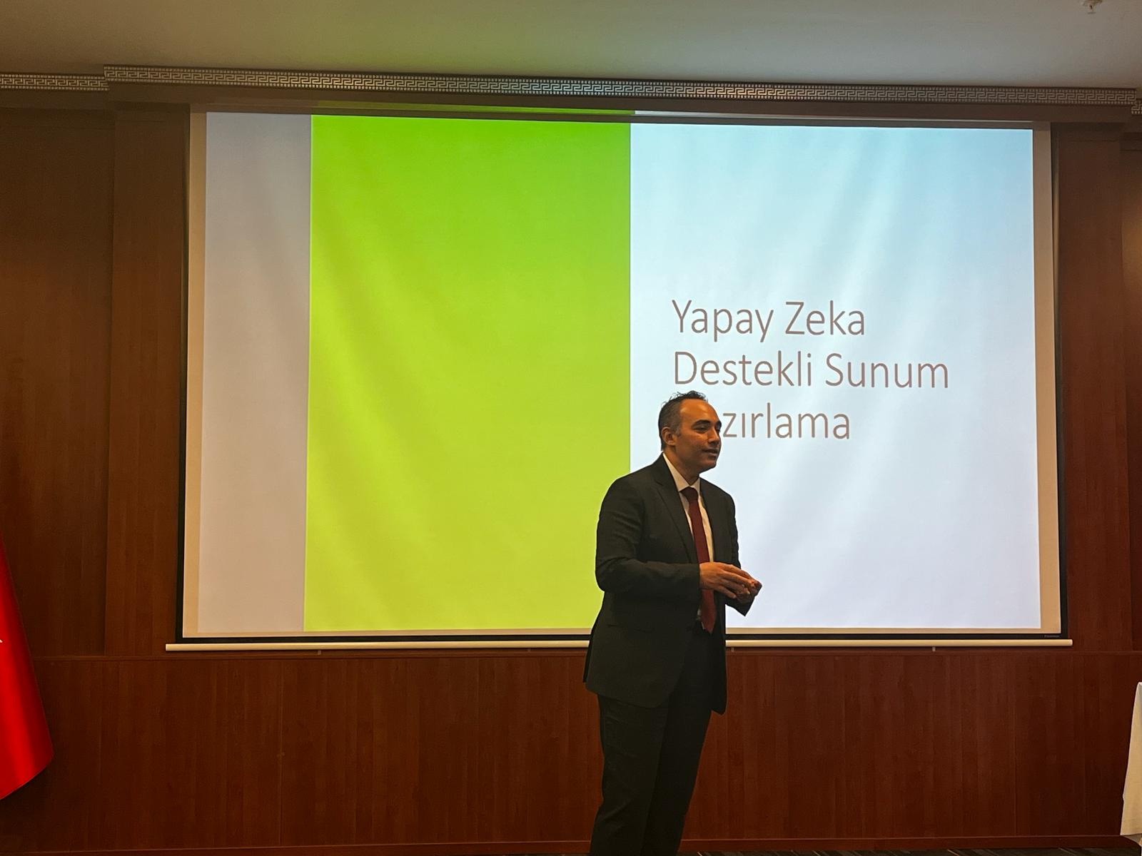 ‘Sunum Hazırlama İlkeleri’ Konulu Seminer Gerçekleştirildi - 1