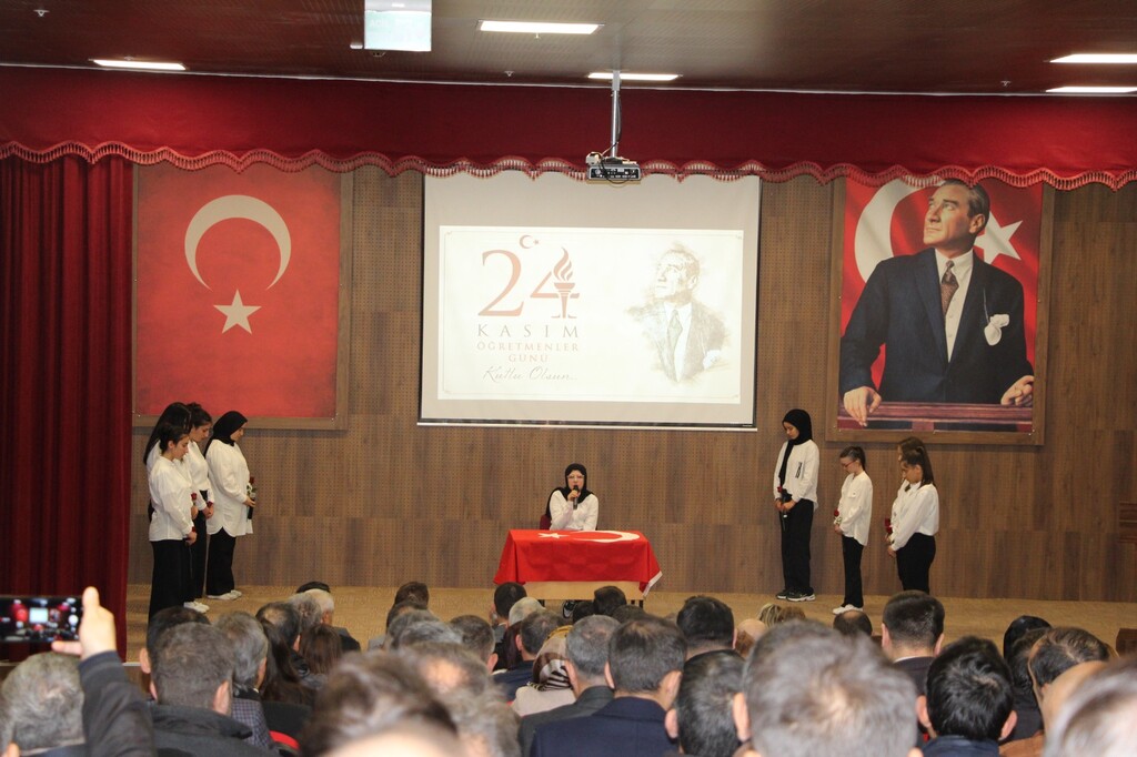Öğretmenler Günümüz Kutlu Olsun - 3