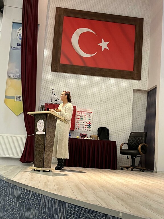 SAĞLIK EĞİTİMİ PROGRAMI GERÇEKLEŞTİRİLDİ