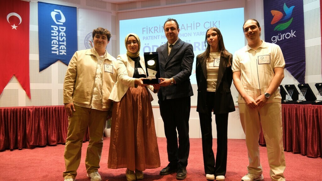 Bölümümüzden İki Ekip Fikrine Sahip Çık Patent Hackathon Yarışmasında Ödül Almaya Hak Kazanmıştır. - 1
