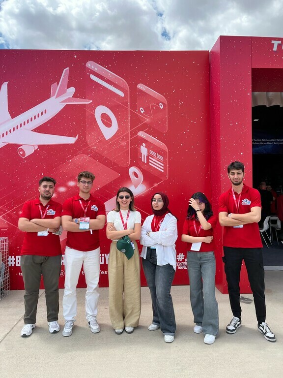 BÖLÜMÜMÜZ ÖĞRENCİLERİNDEN TEKNOFEST‘TE BÜYÜK BAŞARI - 1