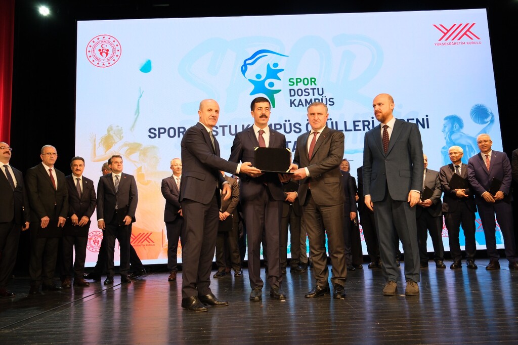 KSBÜ‘YE “SPOR DOSTU KAMPÜS“ ÖDÜLÜ