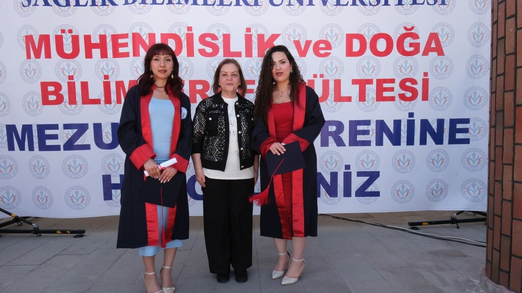 FAKÜLTEMİZ İLK MEZUNLARINI VERDİ - 8