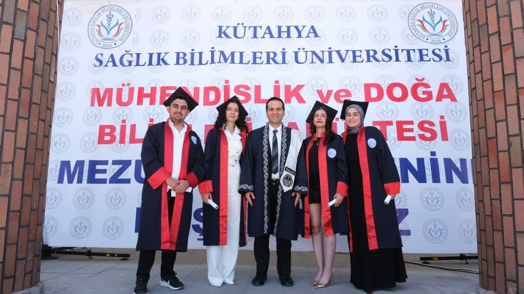 FAKÜLTEMİZ İLK MEZUNLARINI VERDİ - 17
