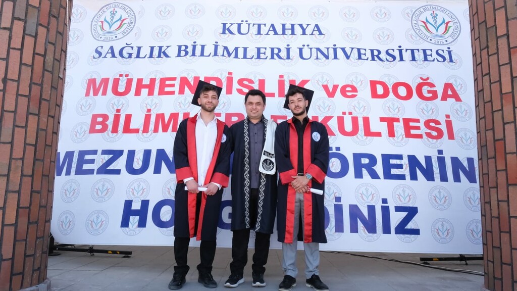 FAKÜLTEMİZ İLK MEZUNLARINI VERDİ - 28