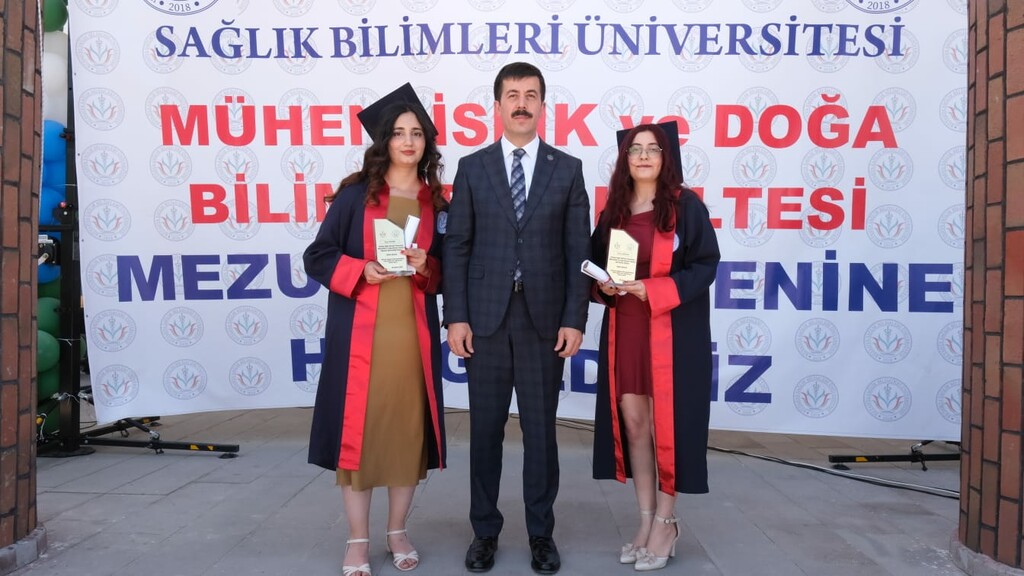 FAKÜLTEMİZ İLK MEZUNLARINI VERDİ - 5