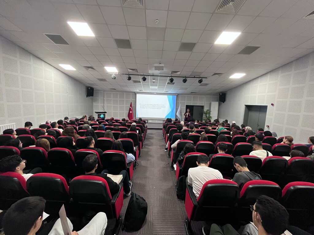 Fakültemizde 1. Sınıf Öğrencilerine Yönelik Oryantasyon Programı Düzenlendi - 5