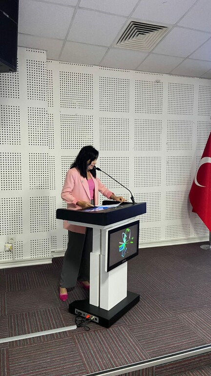 Hemşirelik 1. sınıf öğrencilerine oryantasyon programı gerçekleştirildi - 9