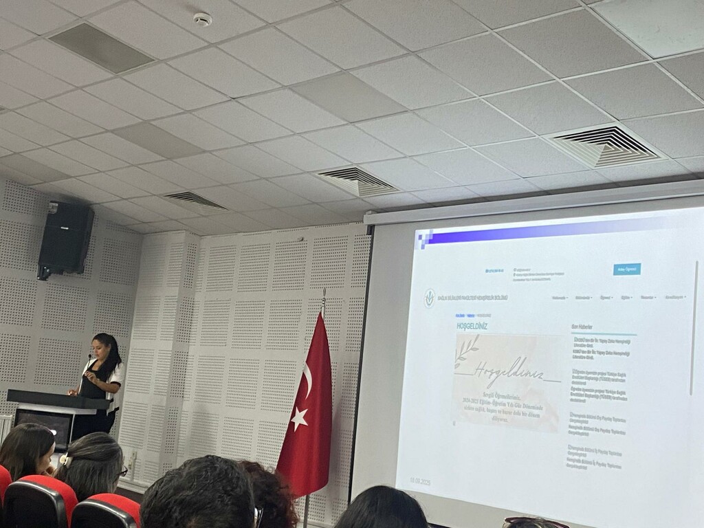 Yapay zeka çağında hemşirelik konuşuldu - 10
