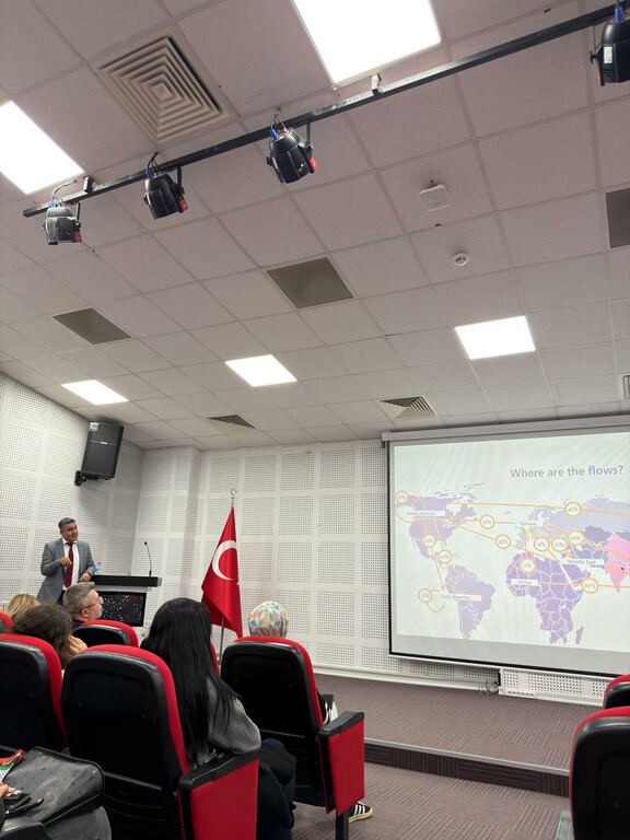 “Geleceğin Sağlık Profesyonelleri İçin Sağlık Turizmi” Eğitimi Gerçekleştirildi - 3