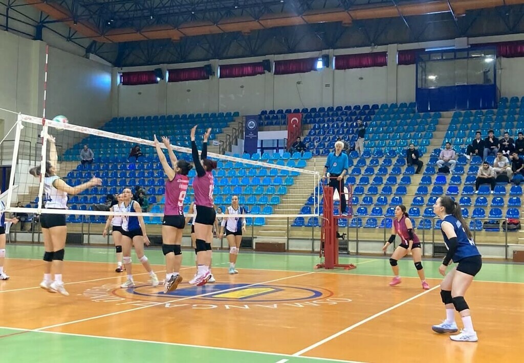 2025–2026 ÜNİLİG Voleybol Turnuvasında Takımlarımızı Tebrik Ederiz - 6