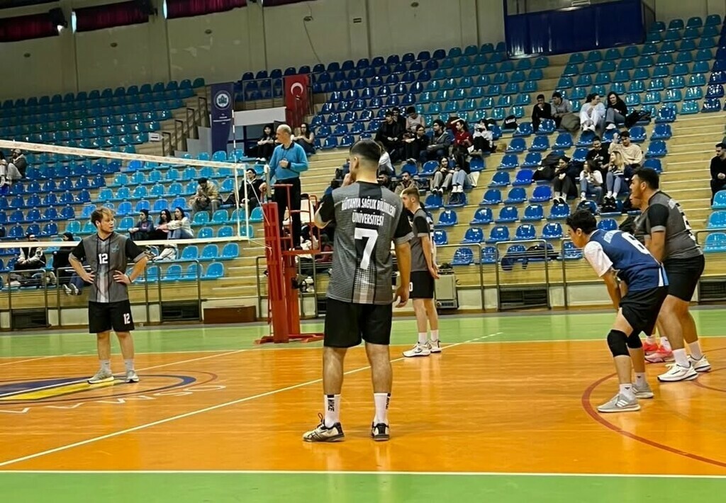 2025–2026 ÜNİLİG Voleybol Turnuvasında Takımlarımızı Tebrik Ederiz - 7