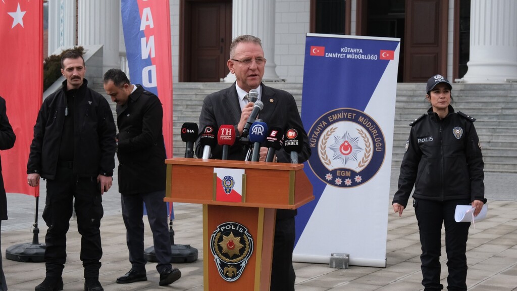 KÜTAHYA‘DA 78 YENİ GÜVENLİK ARACI HİZMETE ALINDI
