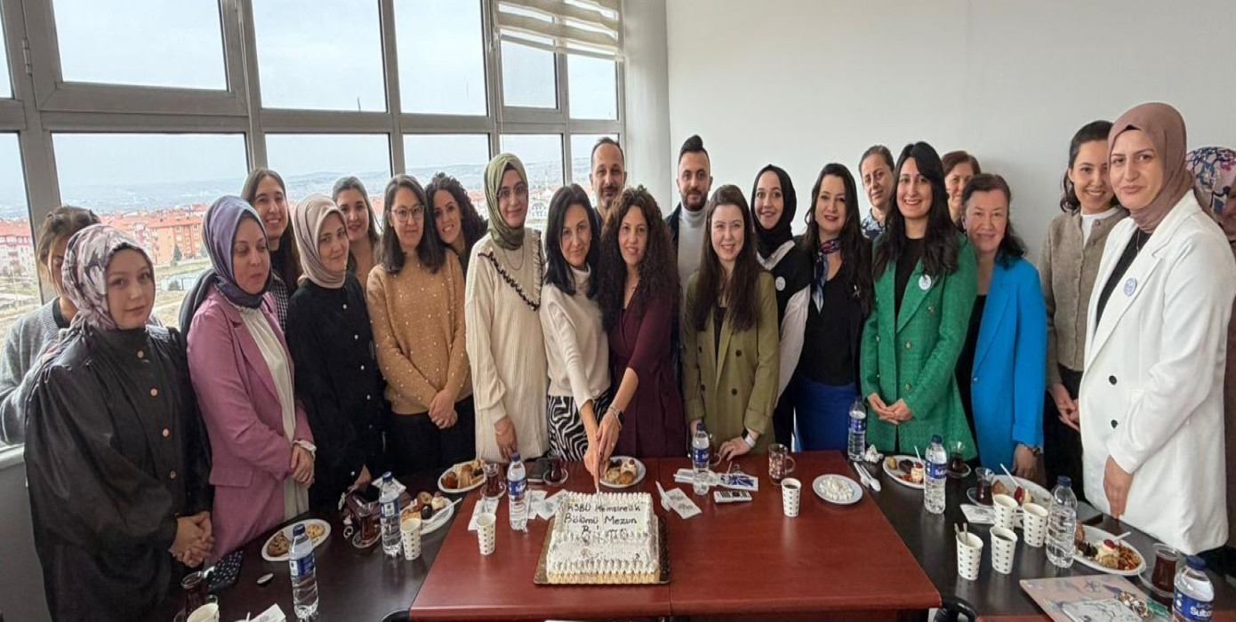 Hemşirelik Bölümü Mezunları Germiyan Kampüsü’nde Buluştu