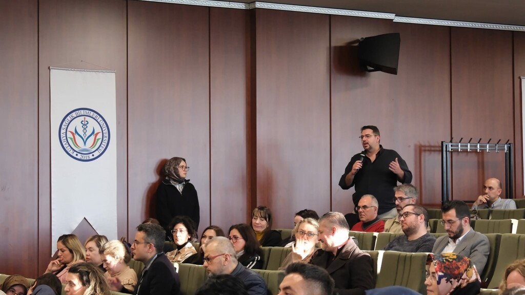 TIP FAKÜLTESİ AKADEMİK KURUL VE DEĞERLENDİRME TOPLANTISI DÜZENLENDİ