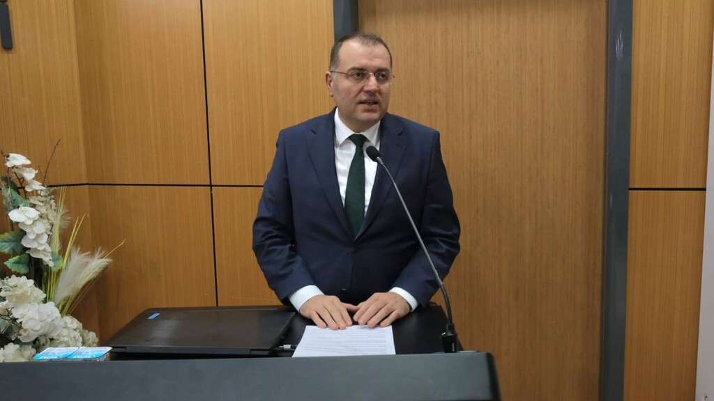 DİŞ HEKİMLİĞİ FAKÜLTESİ AKADEMİK KURUL VE DEĞERLENDİRME TOPLANTISI DÜZENLENDİ