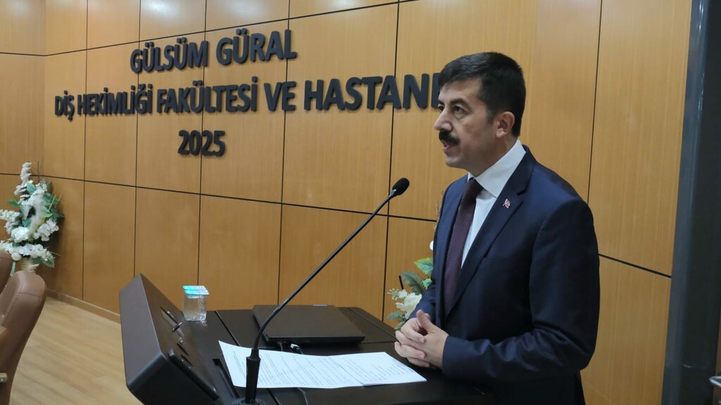 DİŞ HEKİMLİĞİ FAKÜLTESİ AKADEMİK KURUL VE DEĞERLENDİRME TOPLANTISI DÜZENLENDİ