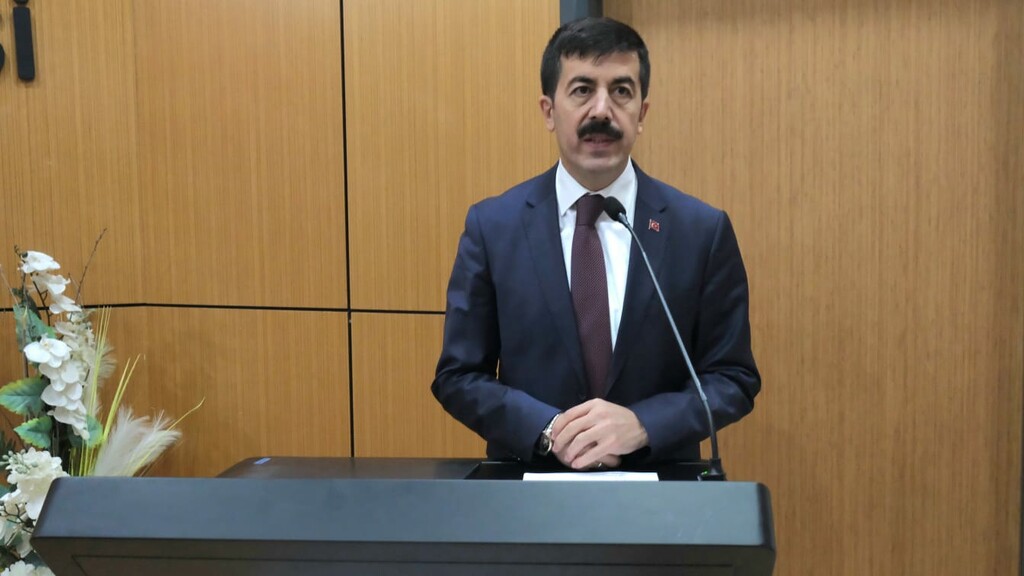 DİŞ HEKİMLİĞİ FAKÜLTESİ AKADEMİK KURUL VE DEĞERLENDİRME TOPLANTISI DÜZENLENDİ