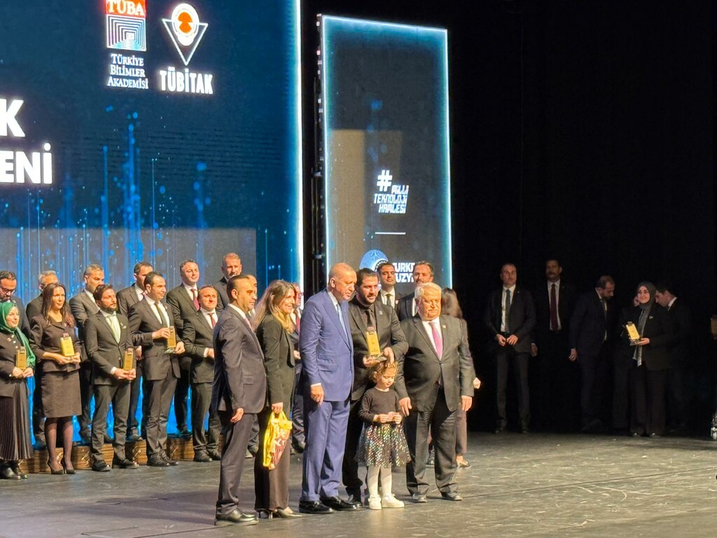 KSBÜ ÖĞRETİM ÜYESİ DOÇ. DR. FATİH KAR’A CUMHURBAŞKANI ERDOĞAN’DAN BİLİM ÖDÜLÜ