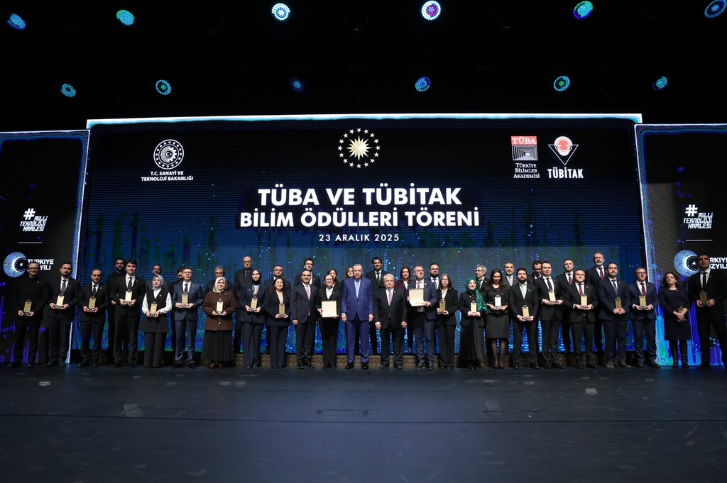KSBÜ ÖĞRETİM ÜYESİ DOÇ. DR. FATİH KAR’A CUMHURBAŞKANI ERDOĞAN’DAN BİLİM ÖDÜLÜ