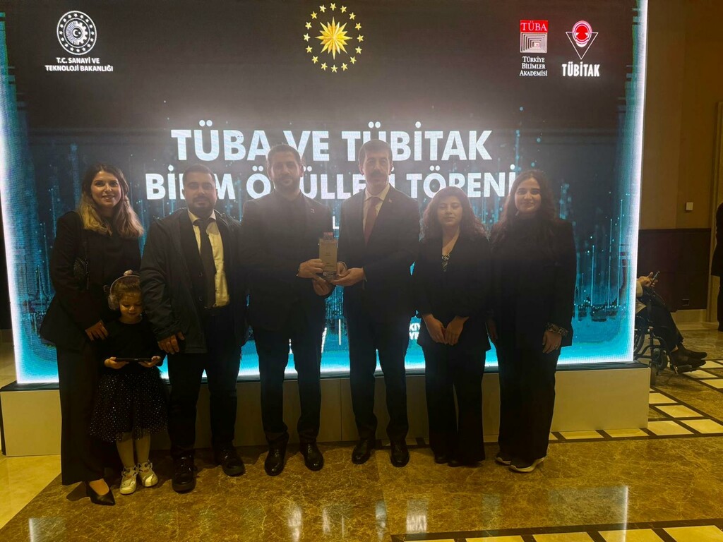 KSBÜ ÖĞRETİM ÜYESİ DOÇ. DR. FATİH KAR’A CUMHURBAŞKANI ERDOĞAN’DAN BİLİM ÖDÜLÜ
