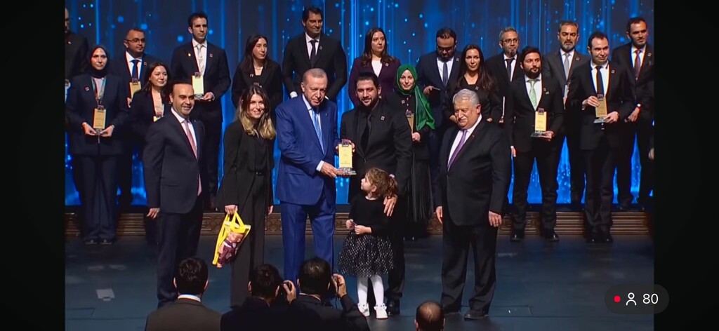 KSBÜ ÖĞRETİM ÜYESİ DOÇ. DR. FATİH KAR’A CUMHURBAŞKANI ERDOĞAN’DAN BİLİM ÖDÜLÜ
