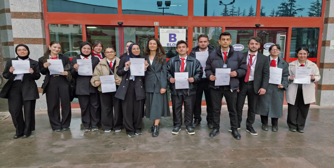 Bölümümüz 3.Sınıf öğrencilerinin uygulama dersi başarısı