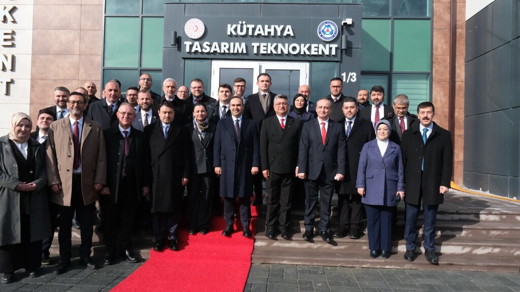 KÜTAHYA‘DA SANAYİ, TEKNOLOJİ VE KALKINMA YATIRIMLARI HİZMETE AÇILDI