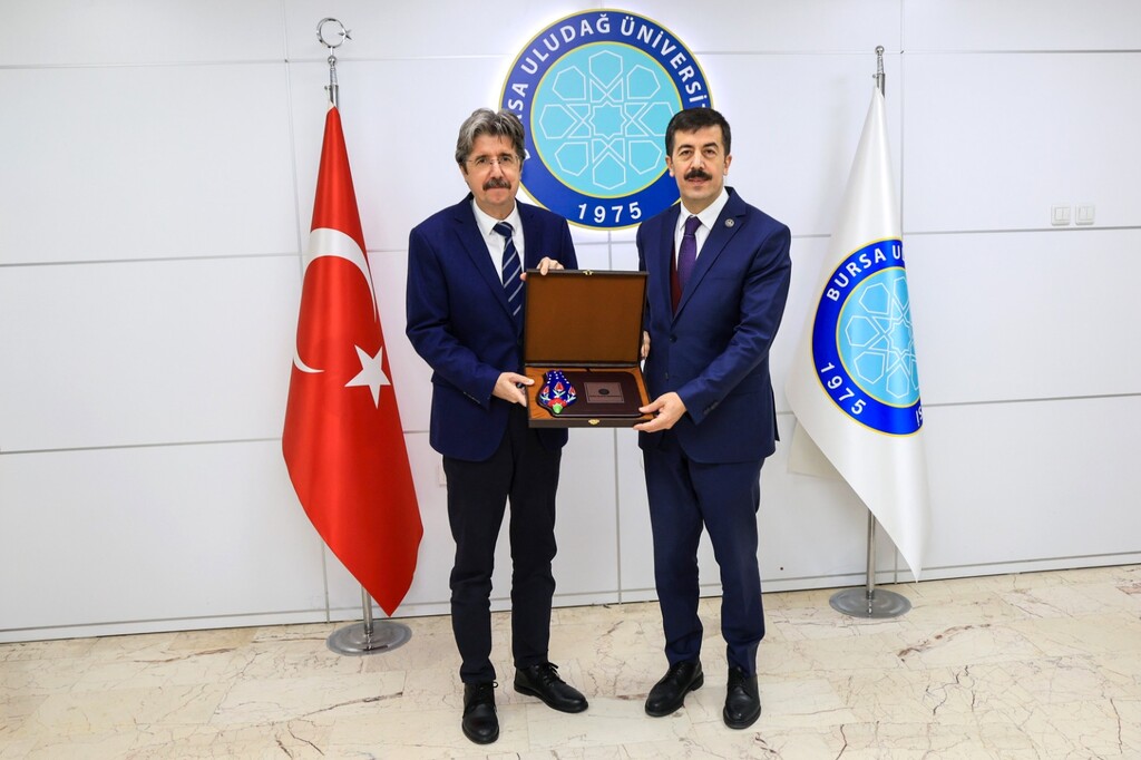 KSBÜ VE BUÜ‘DEN SAĞLIK EĞİTİMİNDE KAPSAMLI İŞ BİRLİĞİ PROTOKOLÜ