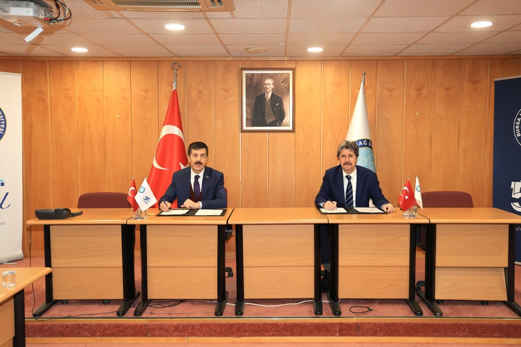 KSBÜ VE BUÜ‘DEN SAĞLIK EĞİTİMİNDE KAPSAMLI İŞ BİRLİĞİ PROTOKOLÜ