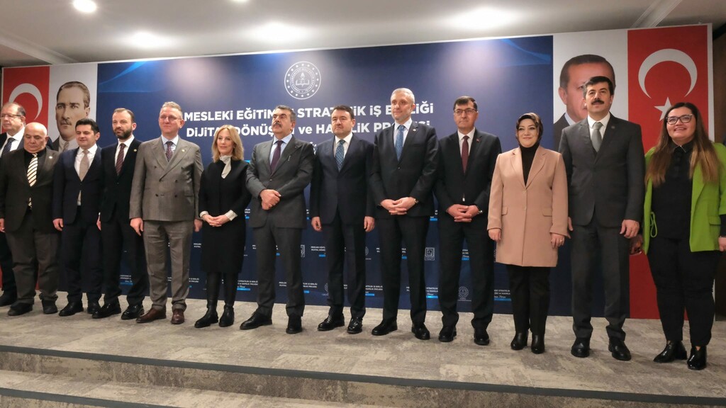 MESLEKİ EĞİTİMDE STRATEJİK İŞ BİRLİĞİ VE DİJİTAL DÖNÜŞÜM PROTOKOLÜ İMZALANDI
