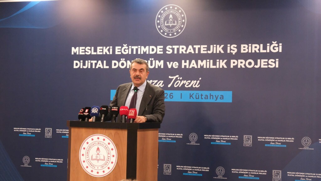 MESLEKİ EĞİTİMDE STRATEJİK İŞ BİRLİĞİ VE DİJİTAL DÖNÜŞÜM PROTOKOLÜ İMZALANDI