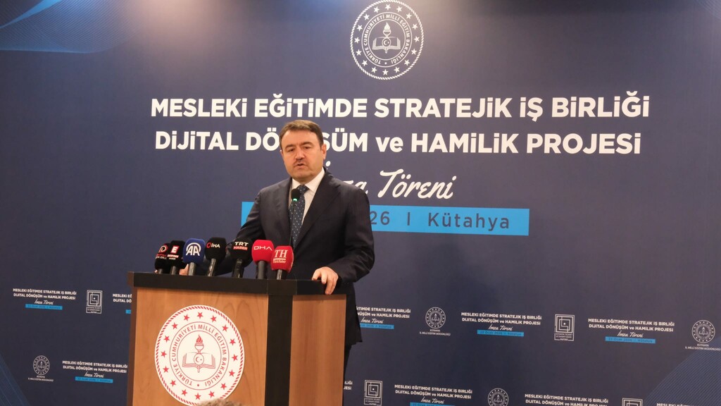 MESLEKİ EĞİTİMDE STRATEJİK İŞ BİRLİĞİ VE DİJİTAL DÖNÜŞÜM PROTOKOLÜ İMZALANDI