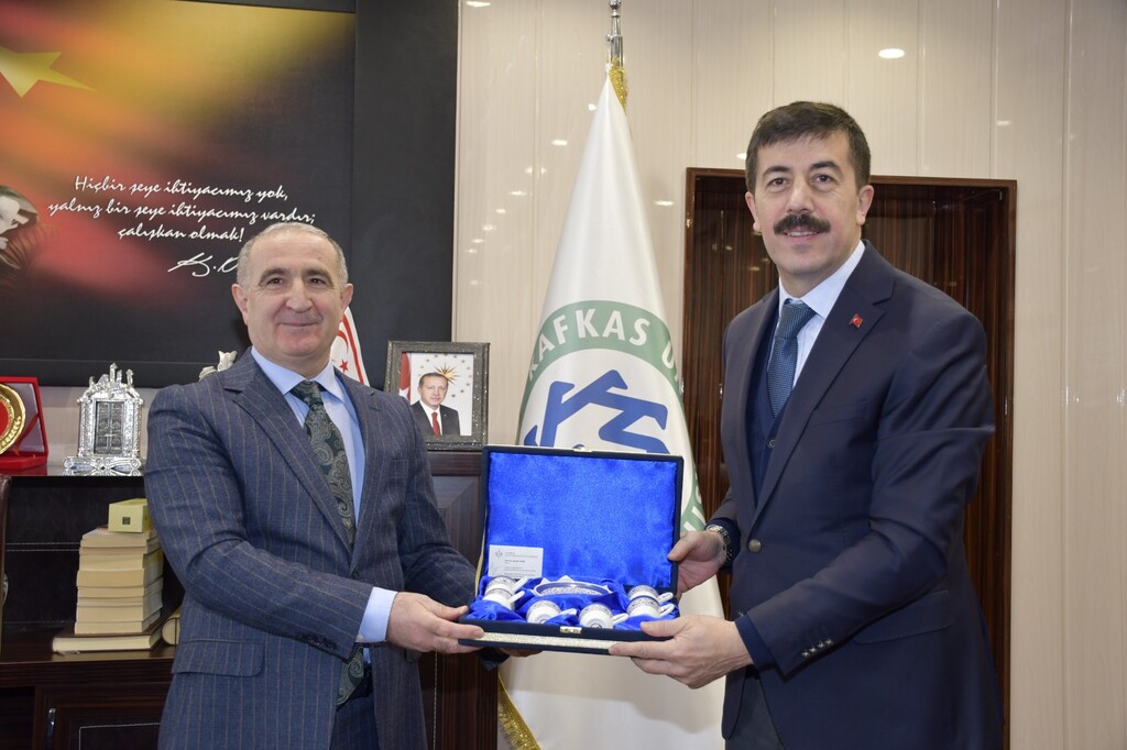 REKTÖR TEKİN ÜAK TOPLANTISINA KATILDI