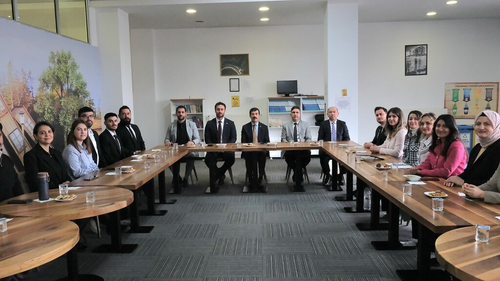 TAVŞANLI SHMYO’DA AKADEMİK KURUL TOPLANTISI GERÇEKLEŞTİRİLDİ