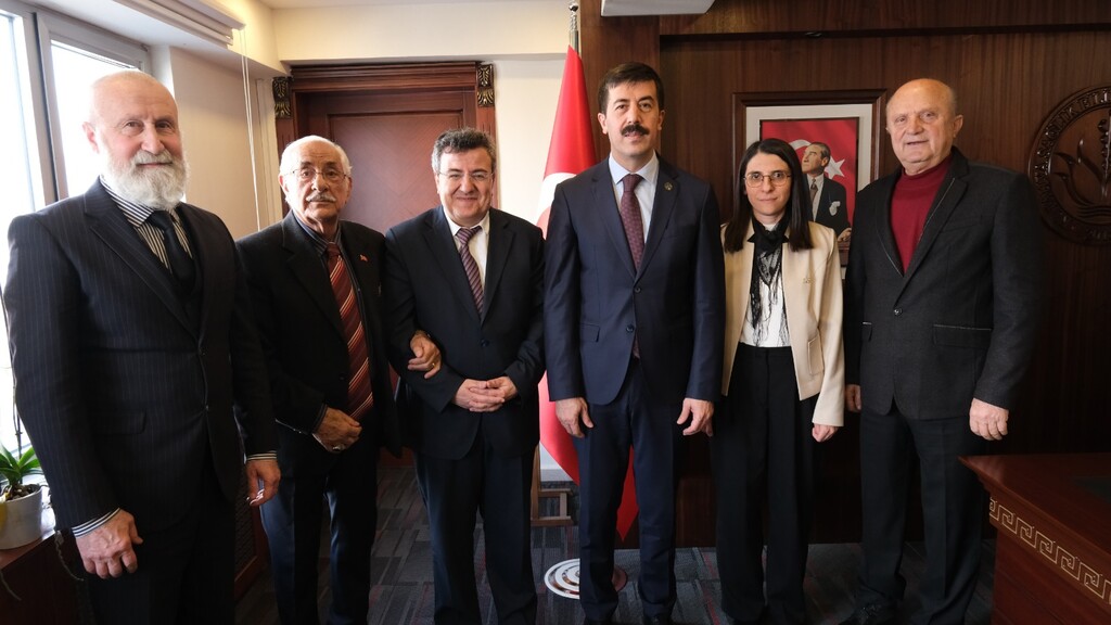 HİSARLI AHMET SEMPOZYUMU GÖRÜŞÜLDÜ