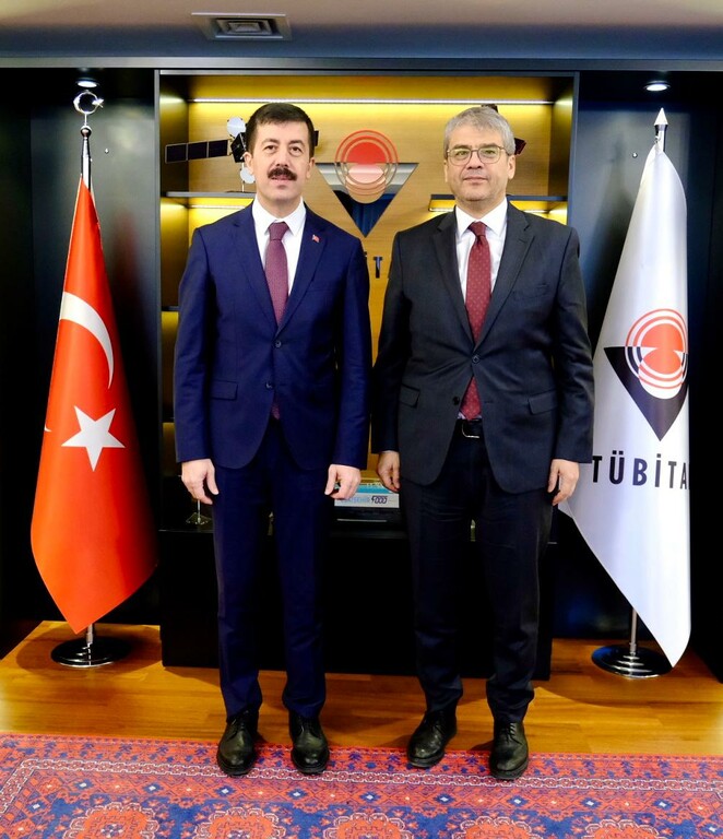 REKTÖR TEKİN‘DEN TÜBİTAK‘A ZİYARET
