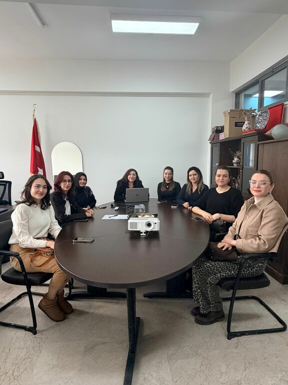 Ebelik Tezli Yüksek Lisans Programı Öğrencilerine Oryantasyon Eğitimi Gerçekleştirildi - 2