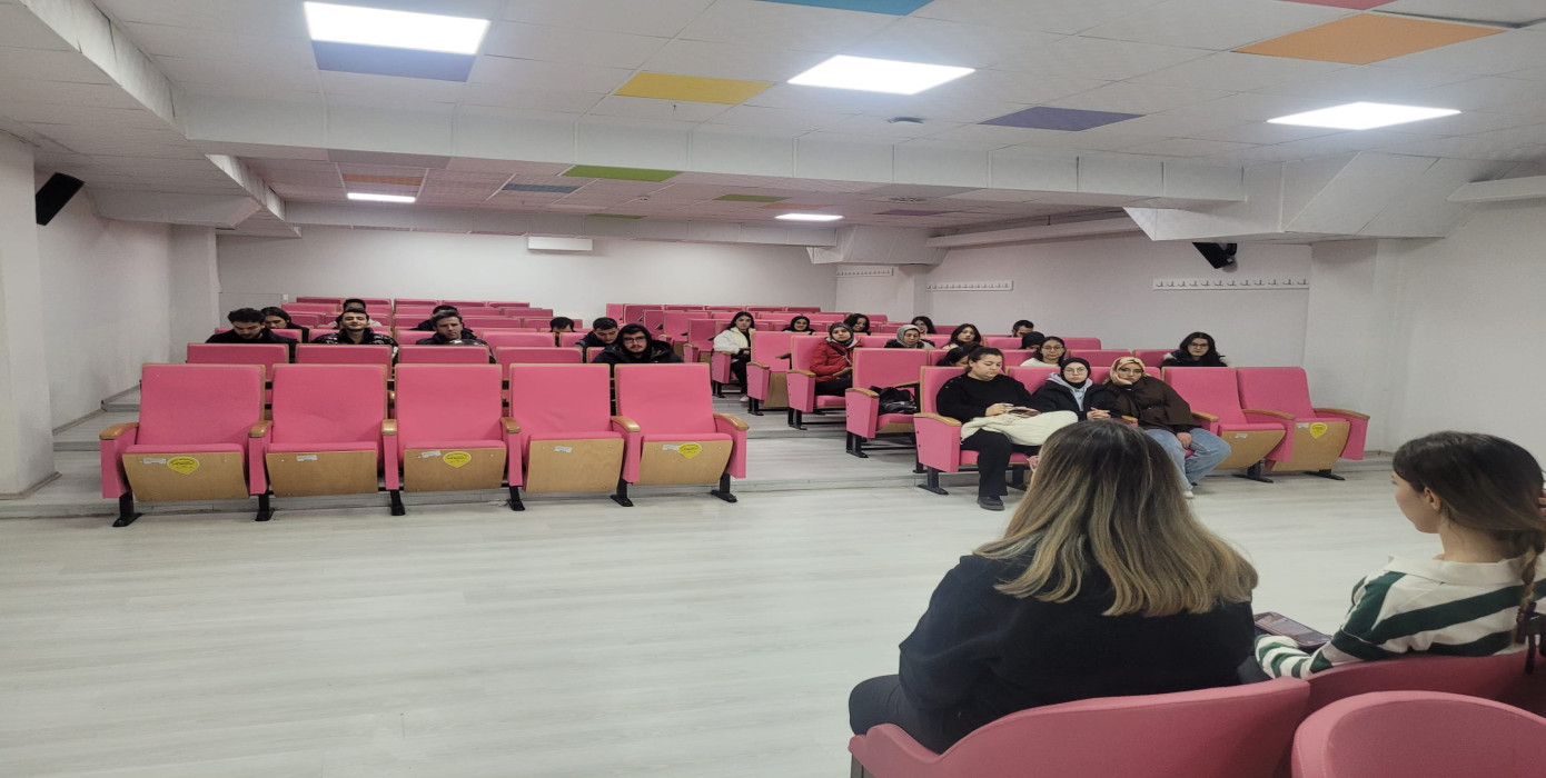 Dişçilik Hizmetleri Bölümü Diş Protez Teknolojisi Programı İç Paydaş Toplantısı Gerçekleştirildi.