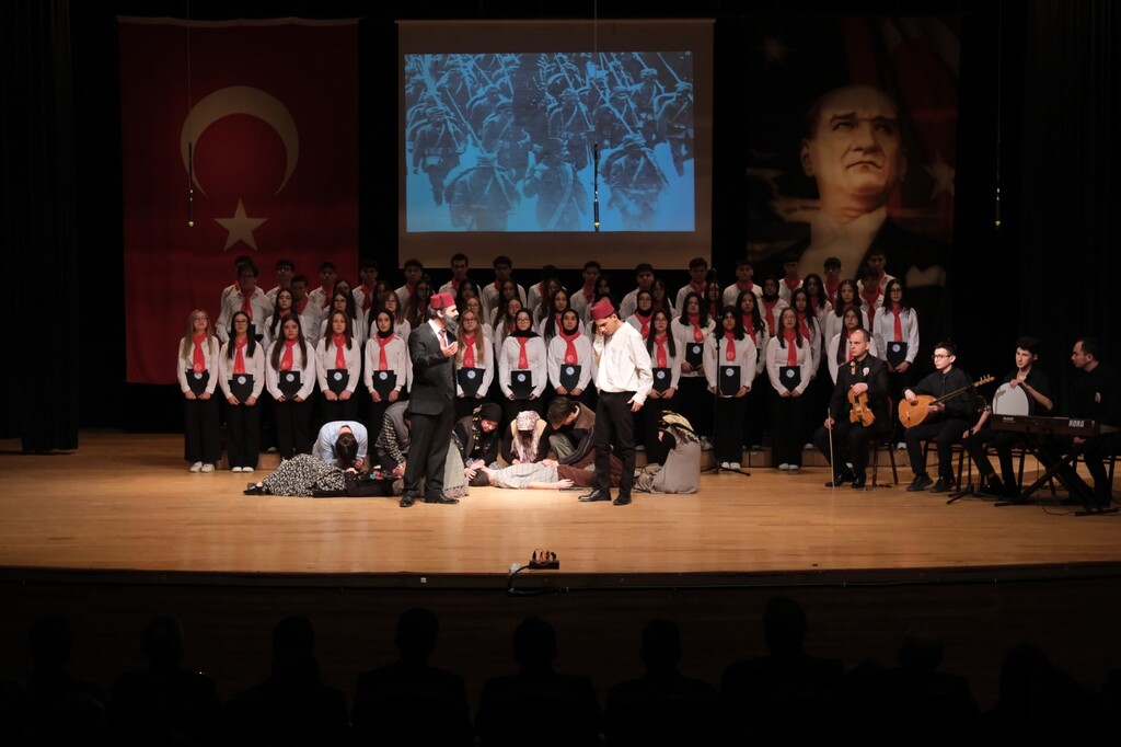 İSTİKLAL MARŞI’NIN KABULÜNÜN 105. YILI KÜTAHYA’DA ANILDI