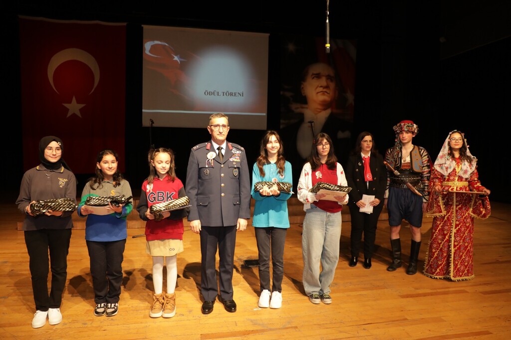 İSTİKLAL MARŞI’NIN KABULÜNÜN 105. YILI KÜTAHYA’DA ANILDI