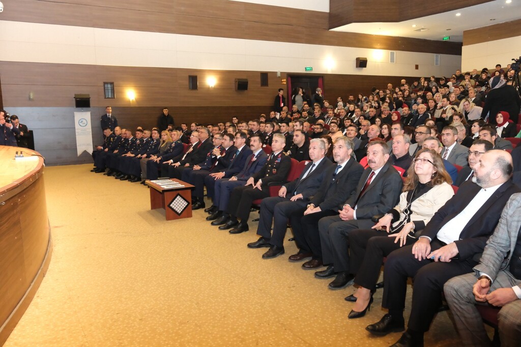 İSTİKLAL MARŞI’NIN KABULÜNÜN 105. YILI KÜTAHYA’DA ANILDI