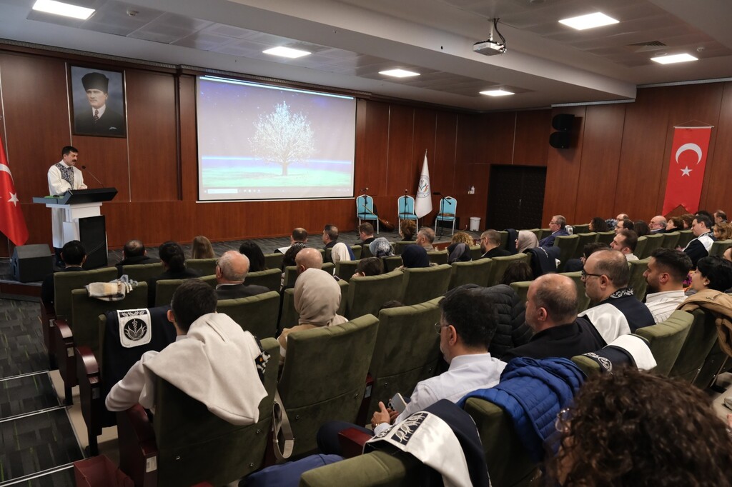 KSBÜ’DE TIP BAYRAMI VE AKADEMİK YÜKSELTME TÖRENİ DÜZENLENDİ