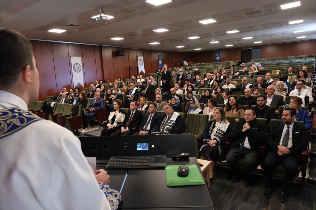 KSBÜ’DE TIP BAYRAMI VE AKADEMİK YÜKSELTME TÖRENİ DÜZENLENDİ