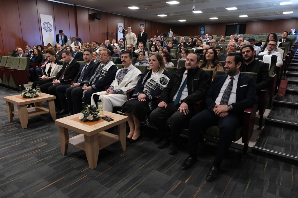 KSBÜ’DE TIP BAYRAMI VE AKADEMİK YÜKSELTME TÖRENİ DÜZENLENDİ