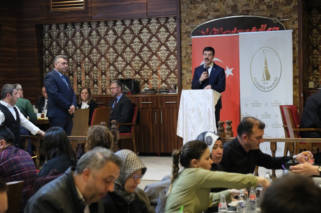 SAĞLIK CAMİASI İFTAR PROGRAMINDA BULUŞTU