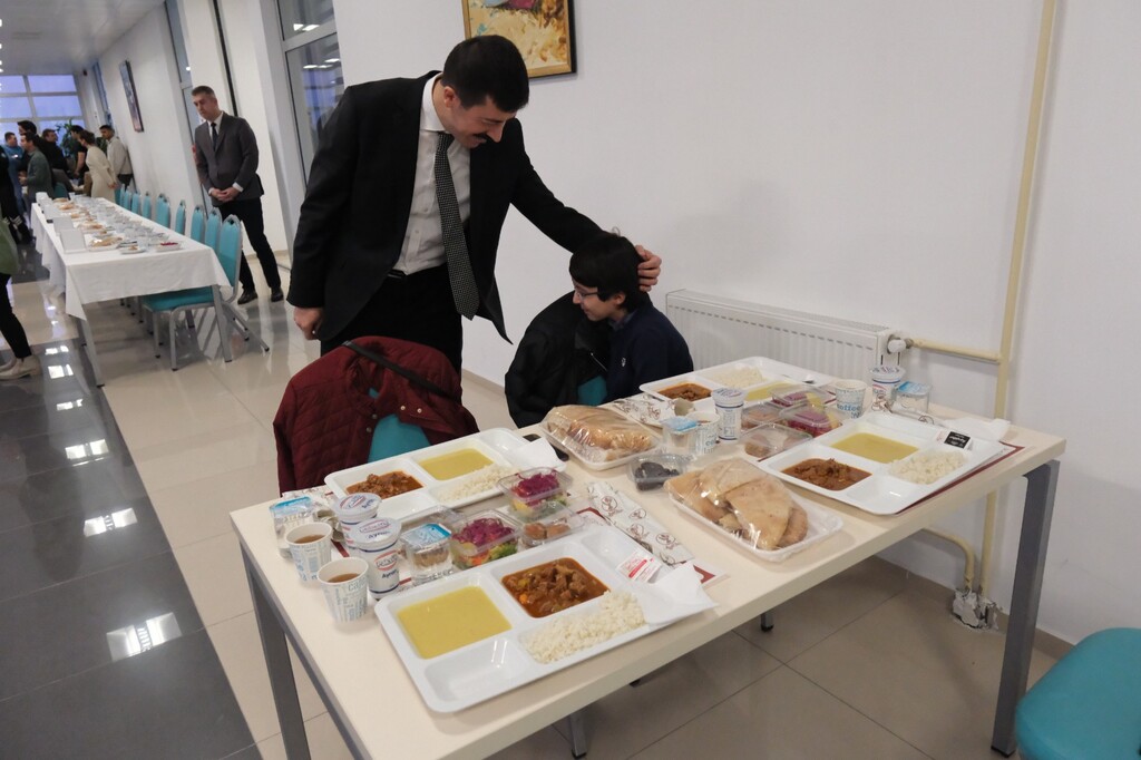 KSBÜ PERSONELİ İFTARDA BİR ARAYA GELDİ