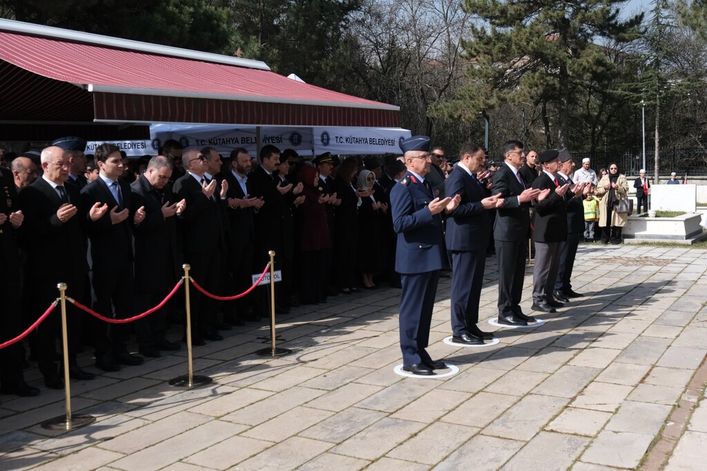 AZİZ ŞEHİTLERİMİZ SAYGI VE MİNNETLE ANILDI