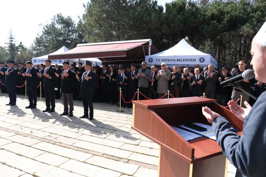 AZİZ ŞEHİTLERİMİZ SAYGI VE MİNNETLE ANILDI