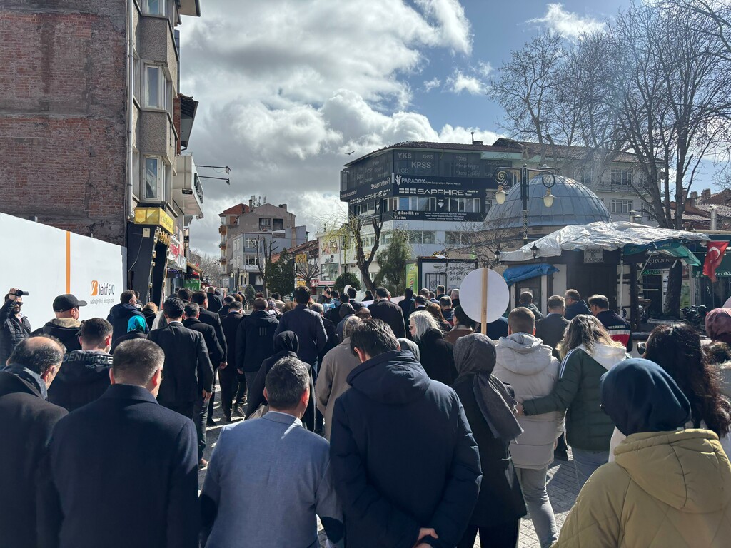 OTİZM FARKINDALIK YÜRÜYÜŞÜ DÜZENLENDİ